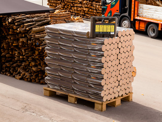 Runde Buchenbriketts in 96 Säcken à 10kg